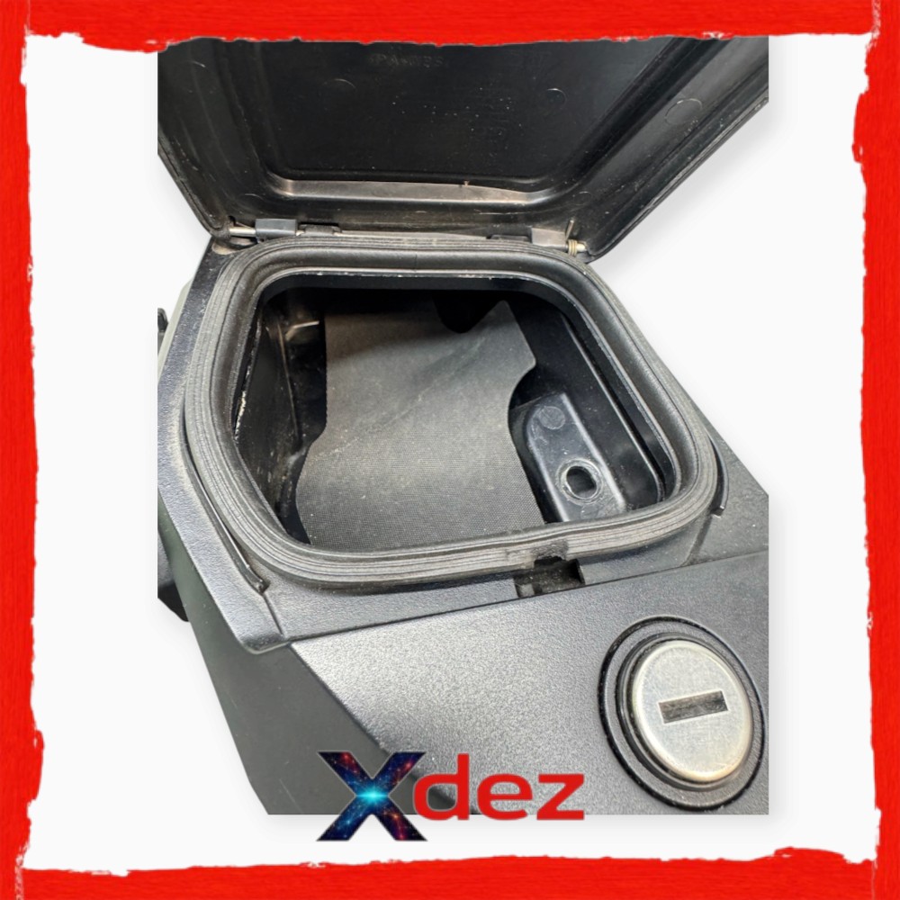 Carena trim compartiment depozitare OEM BMW R1200RT R1250RT K52 2014-2020 46638544957 DEZ135