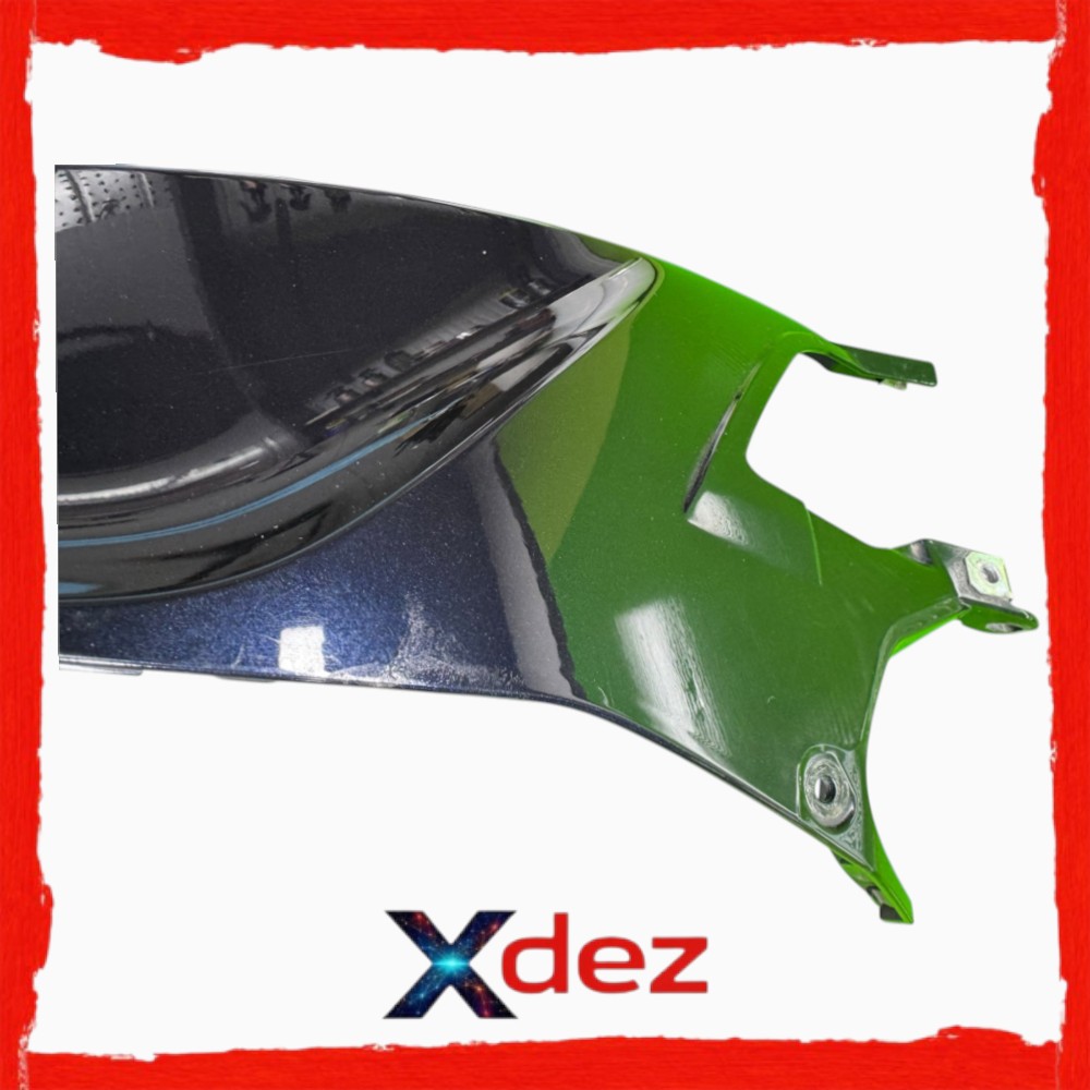 Carena rezervor stanga originala pentru BMW R1200RT R1250RT K52 2014-2020 0020871012 DEZ075